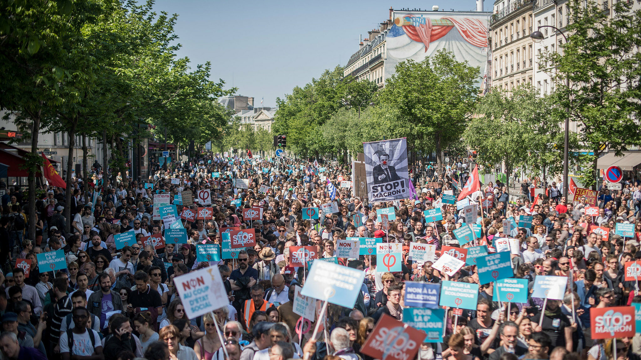 Révolution en septembre ? Une France au bord de la crise sociale