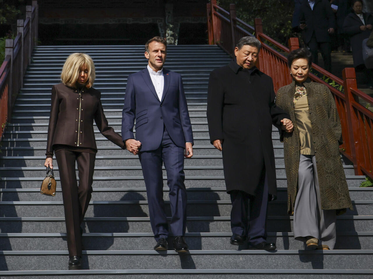 Macron et la menace des droits de douane : une Europe divisée face à Pékin